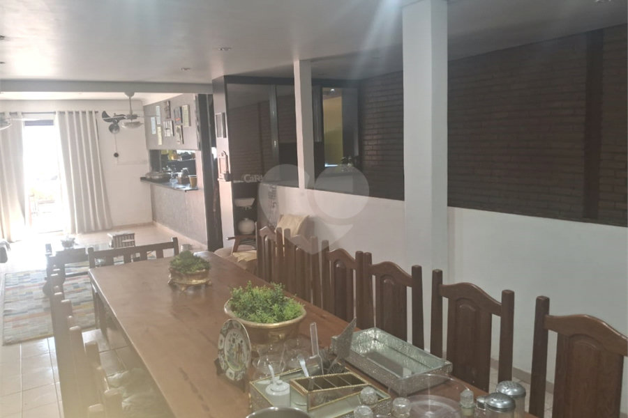 Sobrado à venda com 4 suítes em Vila Portuguesa, São Paulo, SP