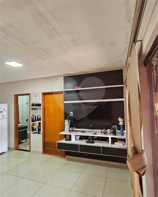 Casa à venda com 1 quarto em Bosque Carandá I, Ponta Porã, MS