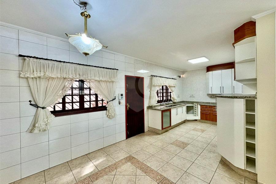 Sobrado à venda ou para alugar com 3 quartos, sendo 1 suíte, em Santana, São Paulo, SP
