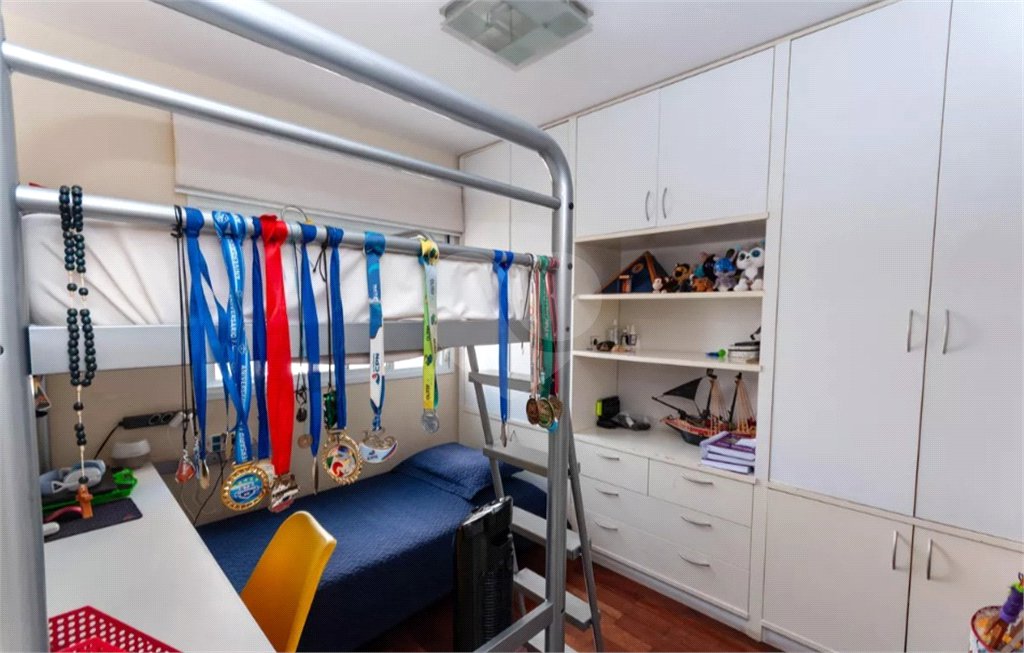 Apartamento para alugar com 3 quartos, sendo 1 suíte, em Água Branca, São Paulo, SP