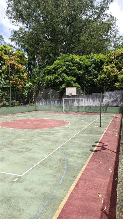 Casa à venda com 4 quartos, sendo 2 suítes, em Horto, São Paulo, SP