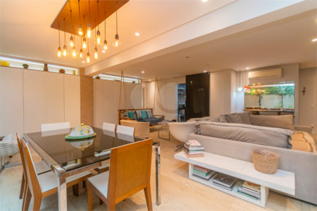 Apartamento à venda com 2 suítes em Alto da Boa Vista, São Paulo, SP
