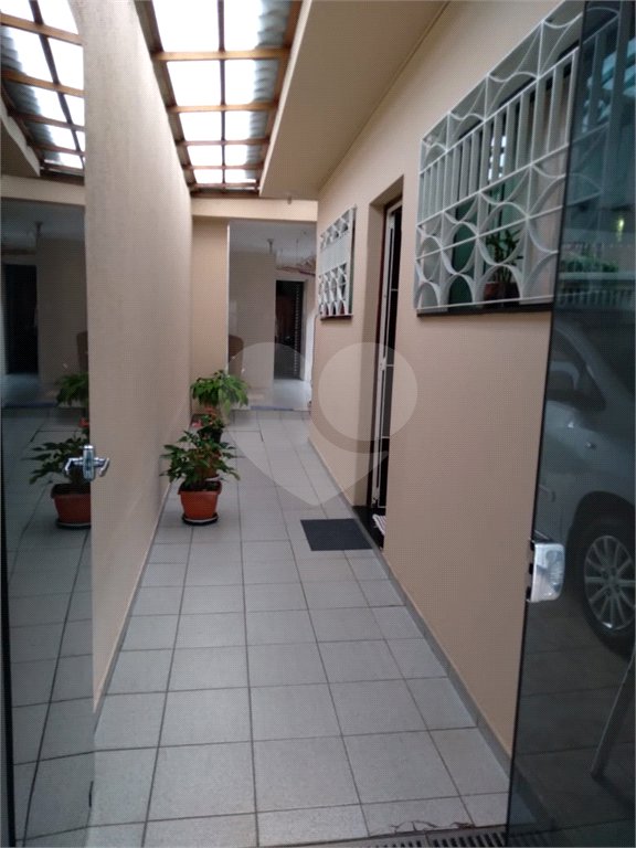 Casa Térrea à venda com 3 quartos, sendo 1 suíte, em Vila Galvão, Guarulhos, SP