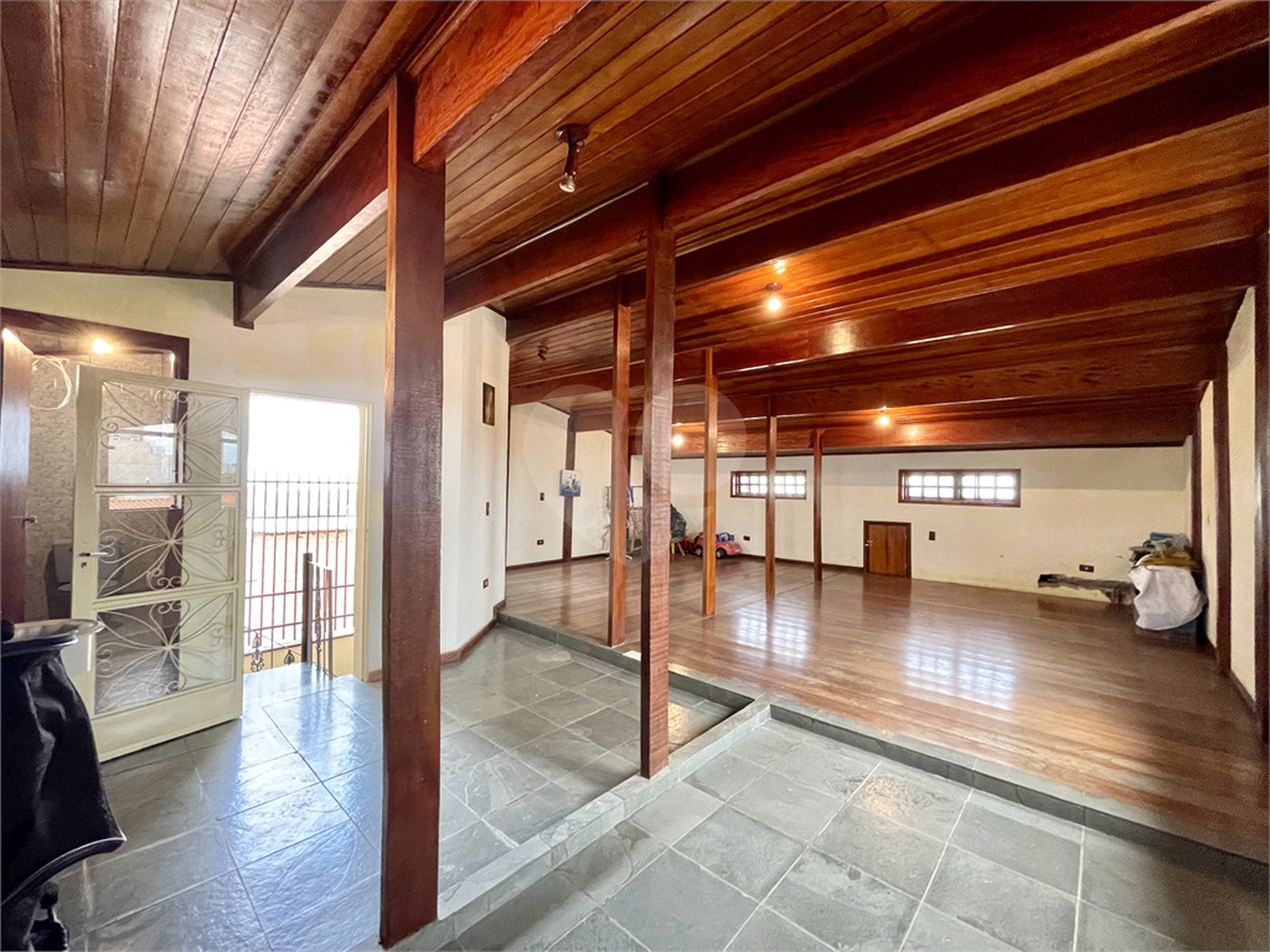 Casa à venda com 3 quartos, sendo 1 suíte, em Parque Bela Vista, Votorantim, SP