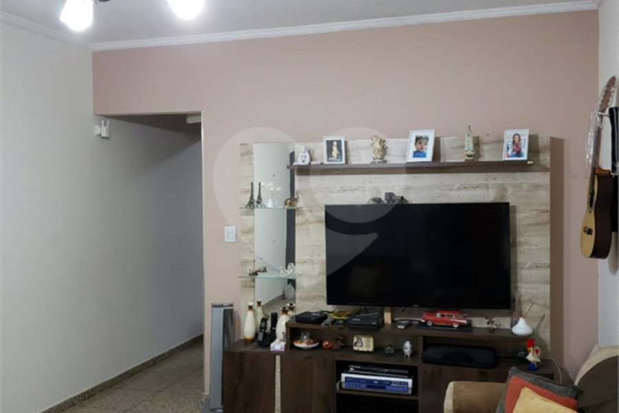 Sobrado à venda com 3 quartos, sendo 1 suíte, em Limão, São Paulo, SP