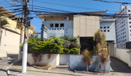 Sobrado à venda com 4 quartos, sendo 1 suíte,  em Santana, São Paulo, SP