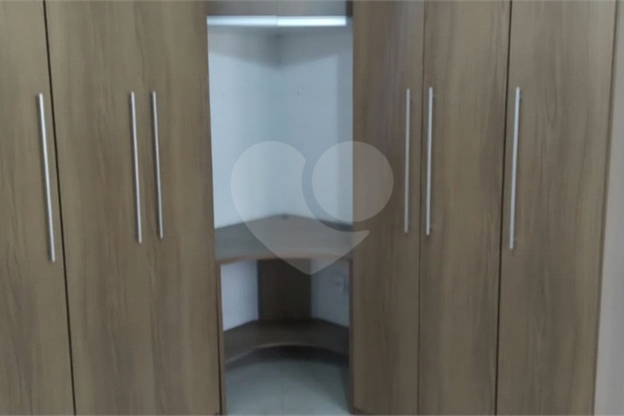Sobrado à venda com 2 quartos em Tremembé, São Paulo, SP