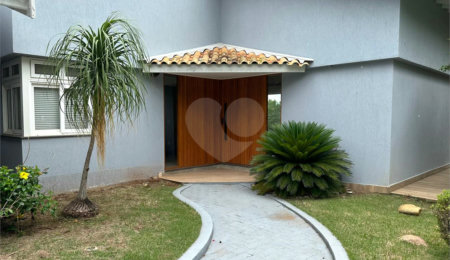 Casa à venda ou para alugar com 5 quartos, sendo 3 suítes,  no condomínio Residencial Vale das Laranjeiras, Indaiatuba - SP