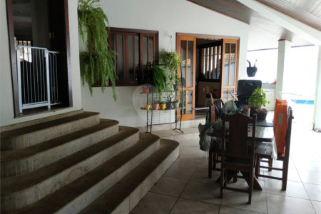 Casa à venda com 6 quartos, sendo 5 suítes, no condomínio Ibiti do Paço, Sorocaba - SP