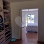 Casa à venda com 5 quartos, sendo 4 suítes, no condomínio Clube Florada Suzano, Suzano - SP