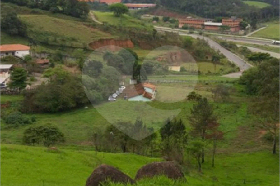 Terreno à venda ou para alugar com 2 quartos, sendo 1 suíte, em Parque Edu Chaves, São Paulo, SP