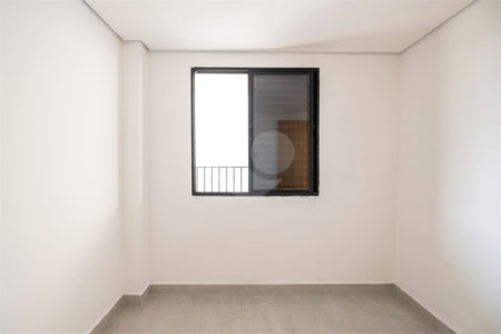 Casa à venda com 2 quartos no condomínio Residencial Laura, São Paulo - SP