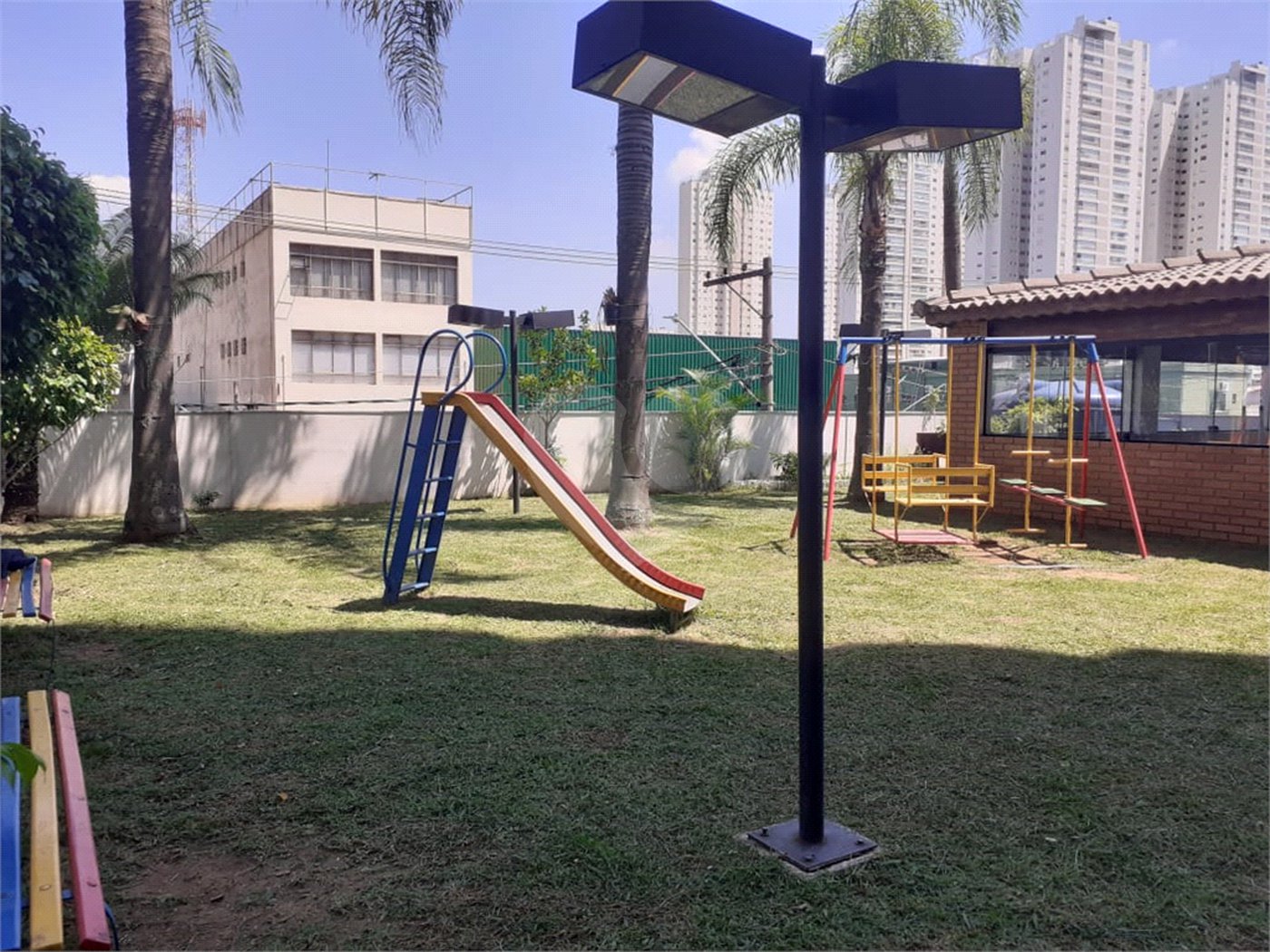 Apartamento à venda com 2 quartos, sendo 1 suíte, em Vila Hamburguesa, São Paulo, SP