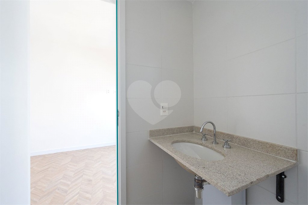 Apartamento à venda com 3 suítes em Vila Clementino, São Paulo, SP