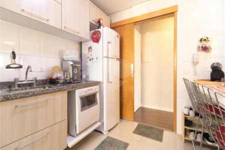 Apartamento à venda com 3 quartos, sendo 1 suíte, em Vila Mariana, São Paulo, SP