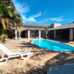 Casa Térrea à venda com 4 quartos, sendo 1 suíte, em Vila Mazzei, Itapetininga, SP