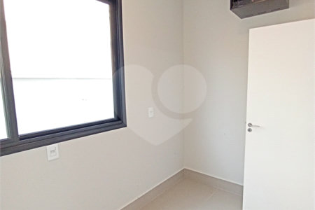 Casa à venda com 4 quartos, sendo 3 suítes,  no condomínio Alphaville Nova Esplanada 3, Votorantim - SP