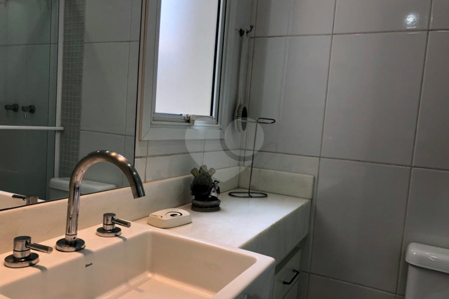 Casa à venda com 3 suítes em Santana, São Paulo, SP