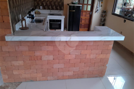 Chácara à venda com 2 quartos, sendo 1 suíte,  no Centro, Gramadinho, SP