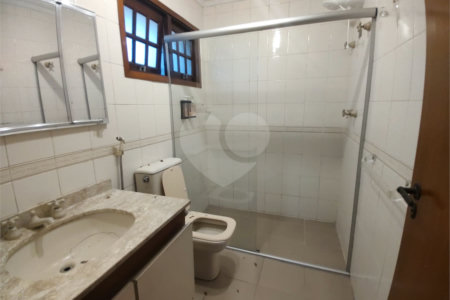 Sobrado à venda com 5 quartos, sendo 3 suítes, em Cidade Monções, São Paulo, SP