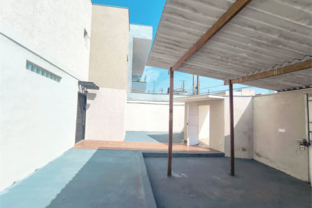 Casa com Suíte Master, Closet, Piscina e Espaço Gourmet Próxima ao Parque Ecológico- 03 quartos -com quintal