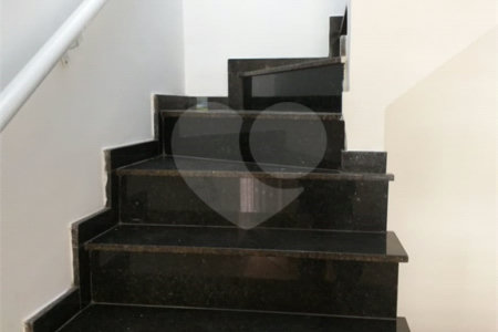 Sobrado à venda com 3 quartos, sendo 1 suíte, em Vila Mazzei, São Paulo, SP