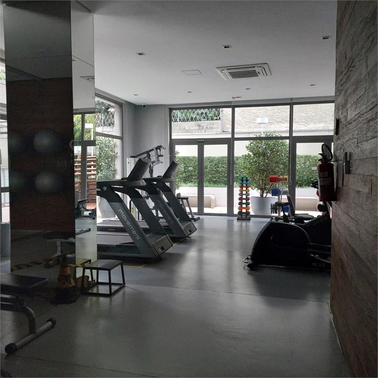 Apartamento à venda ou para alugar com 1 suíte em Pinheiros, São Paulo, SP
