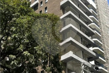 Casa à venda com 1 suíte em Cerqueira César, São Paulo, SP