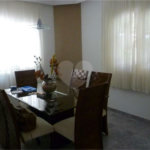 Casa à venda com 3 quartos, sendo 1 suíte, no condomínio Vivenda das Vinhas, Vinhedo - SP