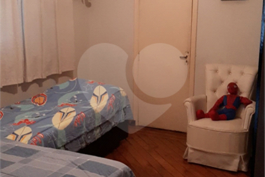 Sobrado à venda com 4 quartos em Santana, São Paulo, SP