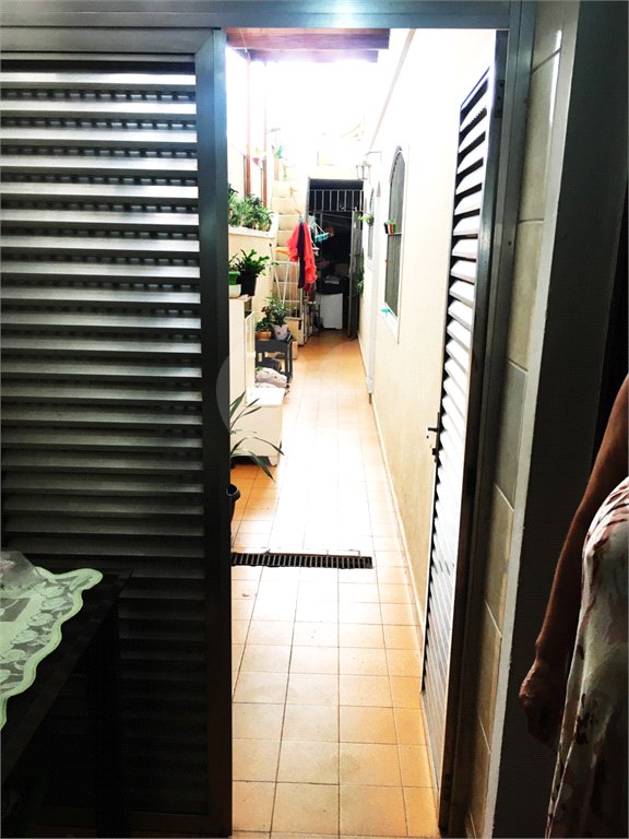 Sobrado à venda com 4 quartos, sendo 1 suíte,  em Vila Gomes, São Paulo, SP