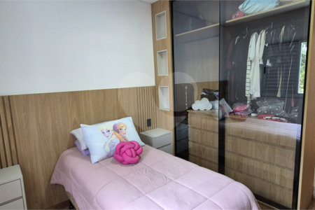 Casa à venda com 4 quartos, sendo 2 suítes,  no condomínio Aromaz, São Bernardo do Campo - SP