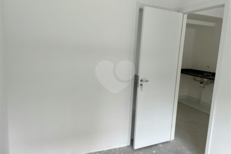 Apartamento à venda com 1 quarto em Bosque da Saúde, São Paulo, SP