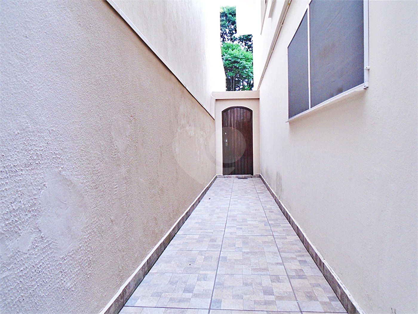 Casa à venda com 3 quartos, sendo 1 suíte, no condomínio Praça Doutor José Augusto César,8, São Paulo - SP