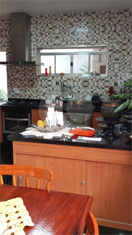 Casa à venda com 3 quartos, sendo 2 suítes,  em Jardim Monte Azul, São Paulo, SP