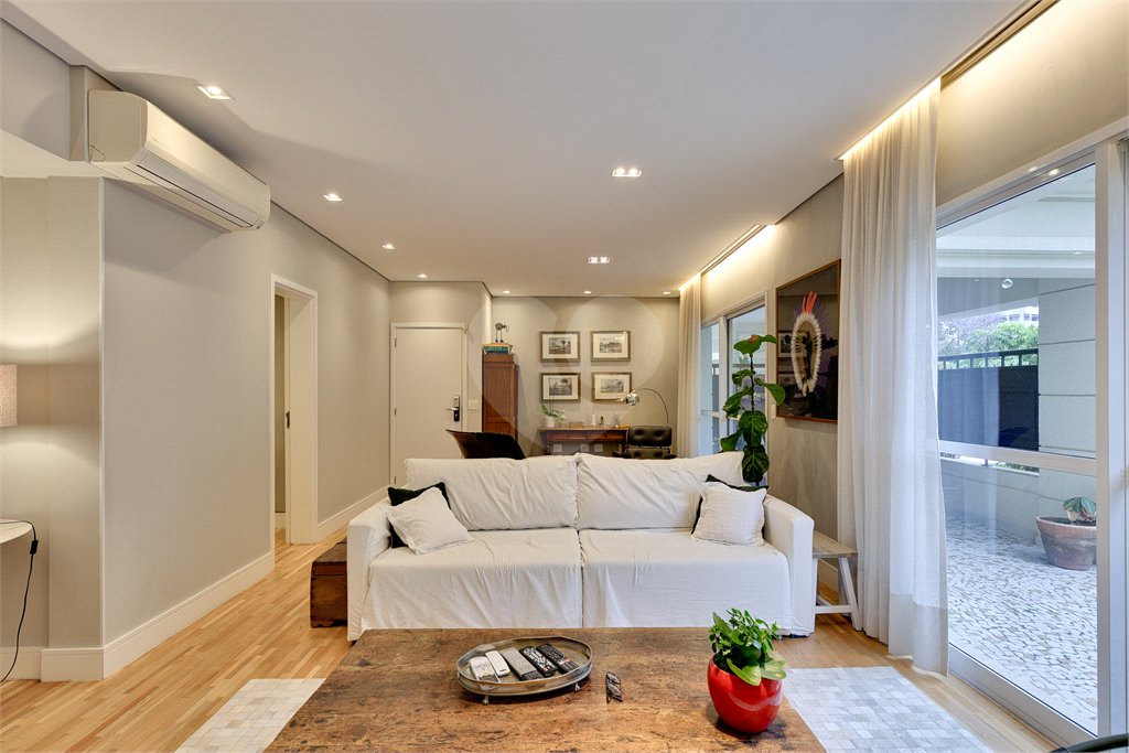 Apartamento à venda ou para alugar com 4 suítes em Granja Julieta, São Paulo, SP