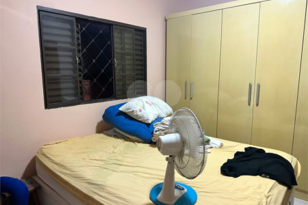 Casa à venda com 2 quartos, sendo 1 suíte,  no Centro, Vinhedo, SP