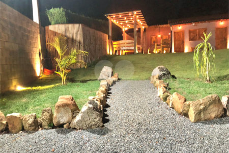 Sítio à venda com 3 suítes em Vila Darcy Penteado (mailasqui), São Roque, SP