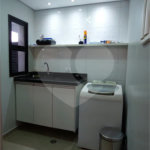 Casa para alugar com 5 quartos, sendo 1 suíte, no condomínio Figueira Garden, Atibaia - SP