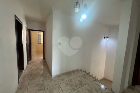 Casa à venda com 4 quartos, sendo 2 suítes, em Jardim Bela Vista, Guarulhos, SP