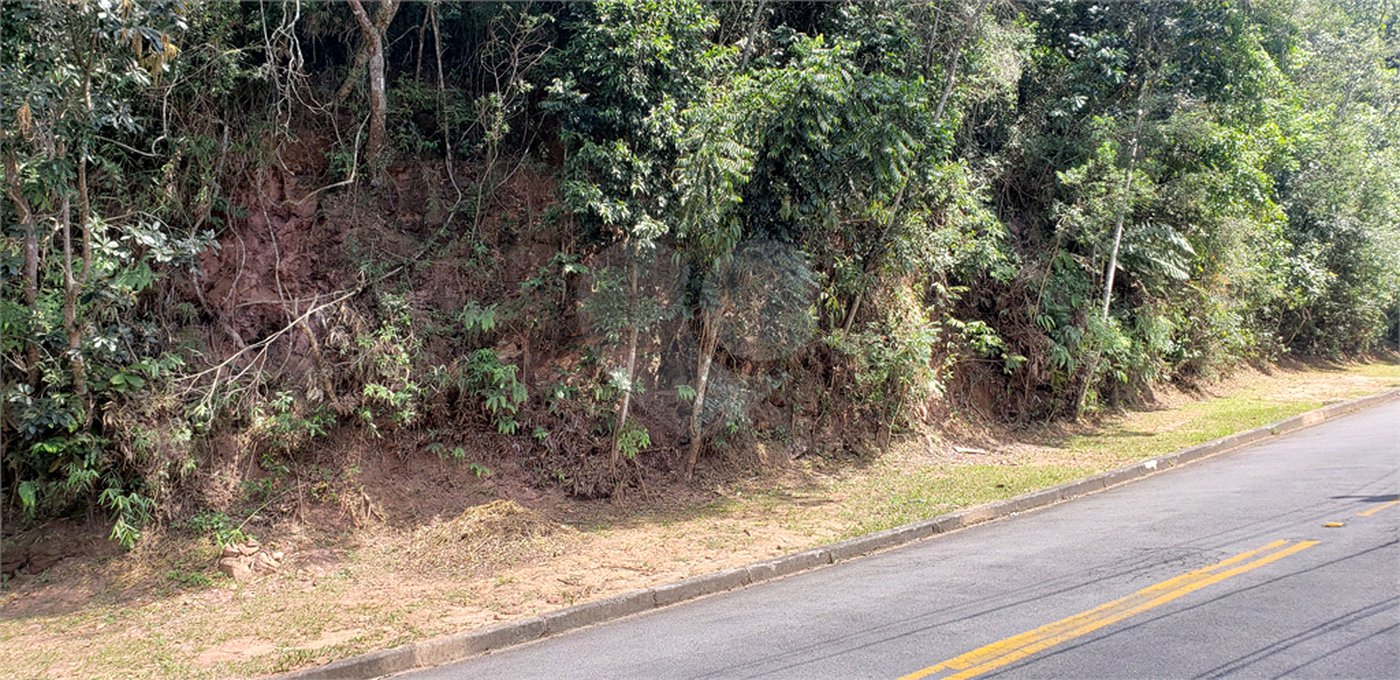 Terreno à venda em Alpes da Cantareira, Mairiporã, SP