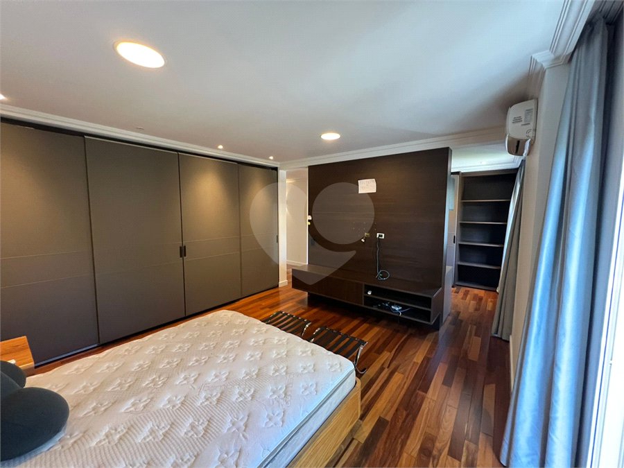 Casa para alugar com 3 quartos, sendo 1 suíte, no condomínio Res Villeneuve, São Paulo - SP