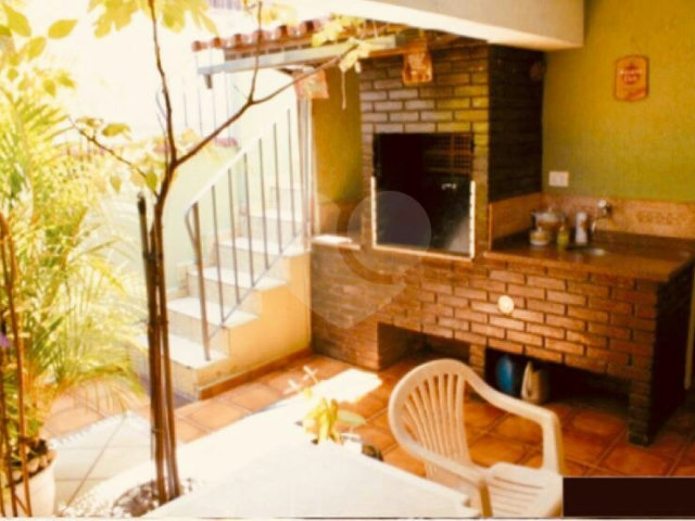 Sobrado à venda com 3 quartos, sendo 1 suíte,  em Jabaquara, São Paulo, SP