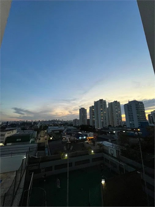 Apartamento à venda com 3 quartos, sendo 1 suíte, em Vila Hamburguesa, São Paulo, SP