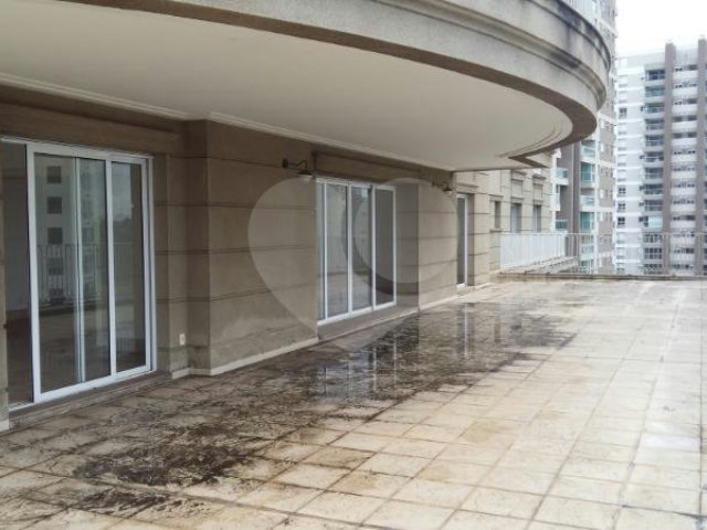 Apartamento à venda com 4 suítes em Panamby, São Paulo, SP
