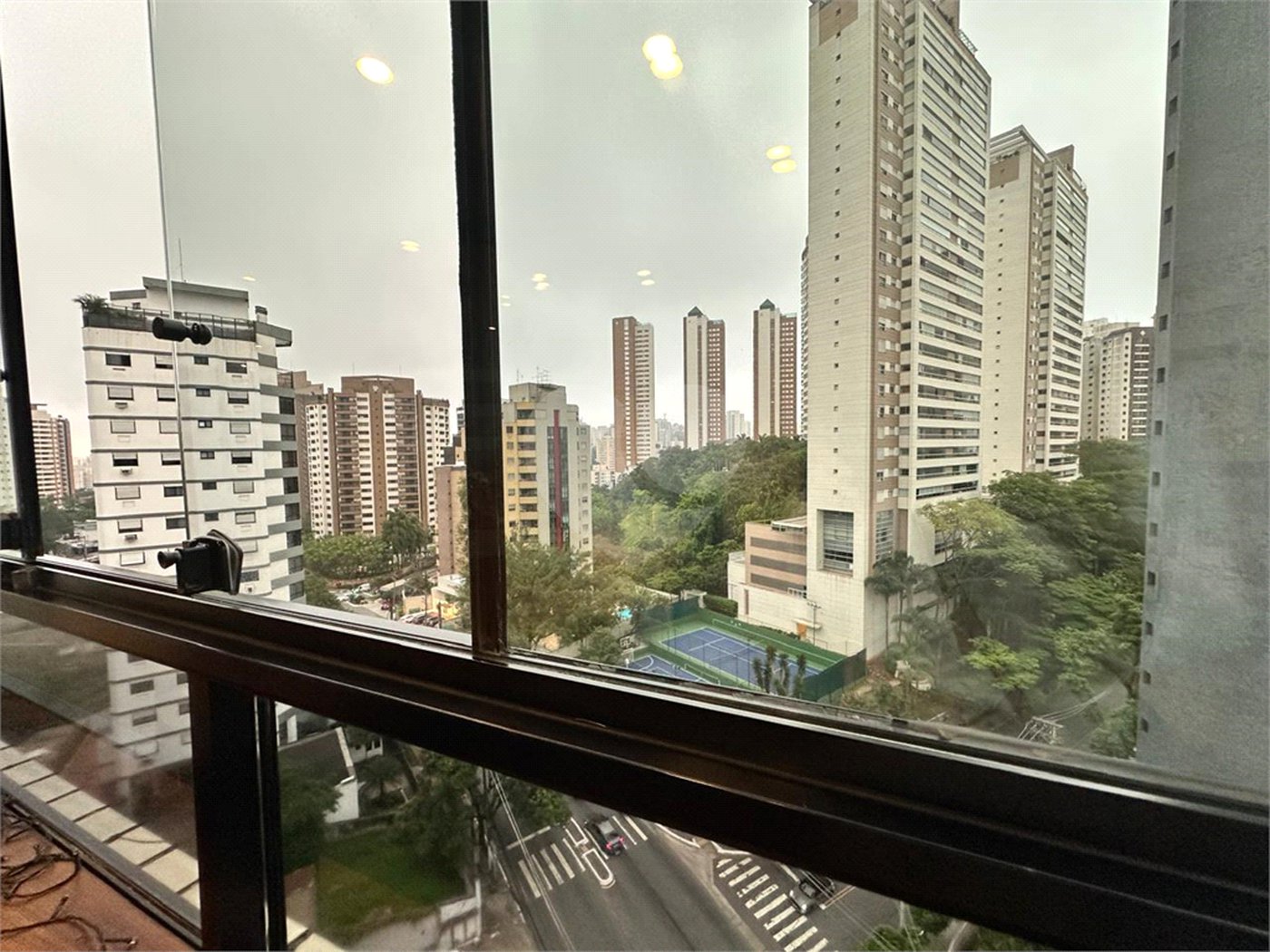 Apartamento à venda com 4 quartos, sendo 3 suítes,  em Vila Andrade, São Paulo, SP