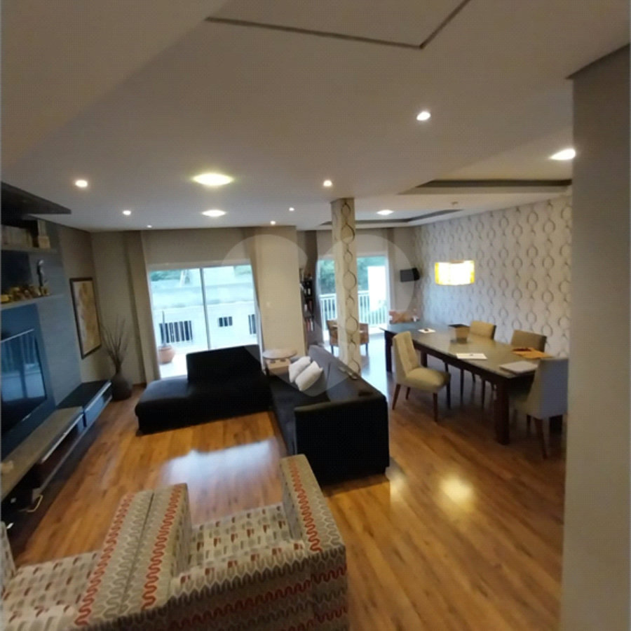 Casa à venda com 3 quartos, sendo 1 suíte, no condomínio Mosaico da Serra, Mogi das Cruzes - SP