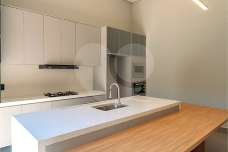 Casa à venda com 3 suítes no condomínio Jardim Residencial Dona Maria Candida, Indaiatuba - SP
