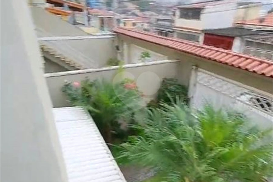 Sobrado à venda com 3 quartos, sendo 1 suíte,  em Parque Vitória, São Paulo, SP