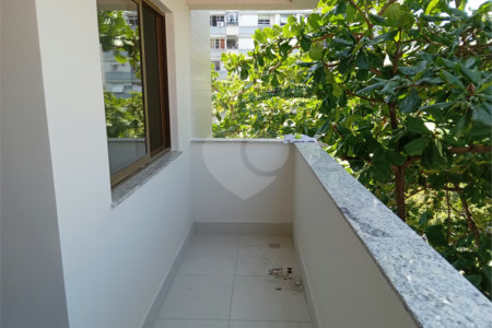 Apartamento à venda com 2 quartos, sendo 1 suíte,  em Tijuca, Rio de Janeiro, RJ